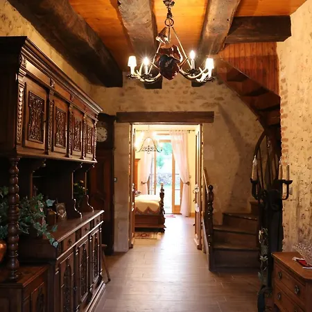 Au Relais Du Croquant Du Périgord, Classée 3 étoiles *