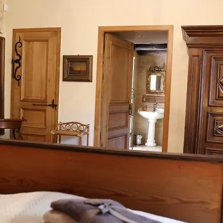 Au Relais Du Croquant Du Perigord, Classee 3 Etoiles